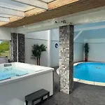 Ferienpark-canow Holiday park 3*
