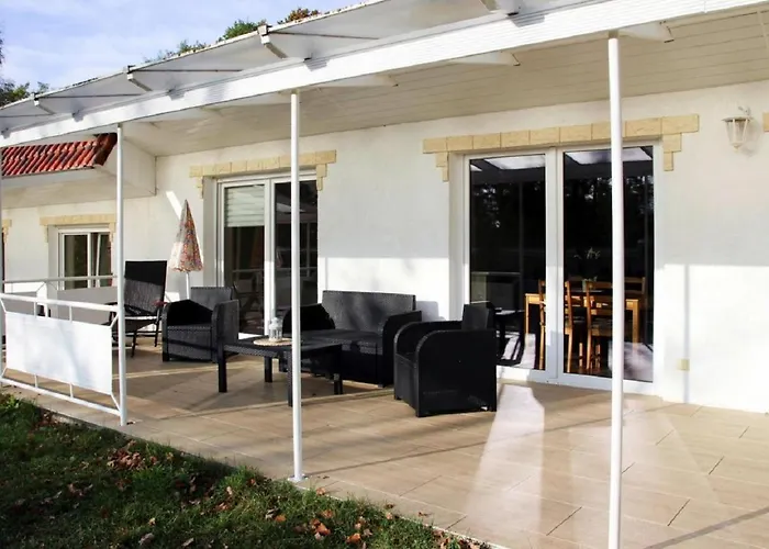 ホリデーパーク Ferienpark-canow